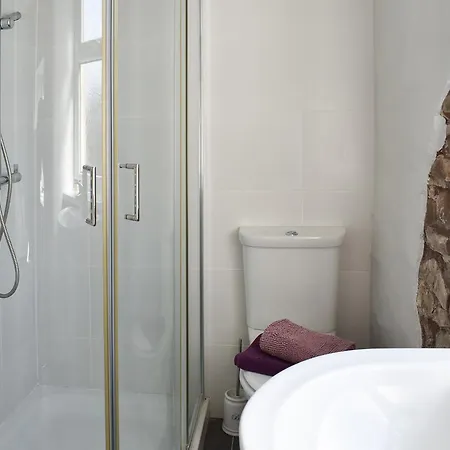 3 Winville Mews * Askrigg